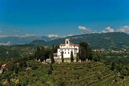 Montevecchia (Lc), Santuario B.V. del Carmelo